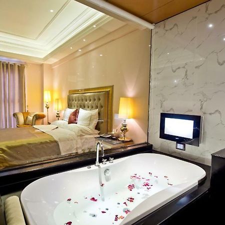 The Royal Pinnacle Hotel Doumen Zewnętrze zdjęcie